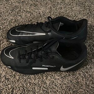 Nike Phantom Black Soccer Cleats